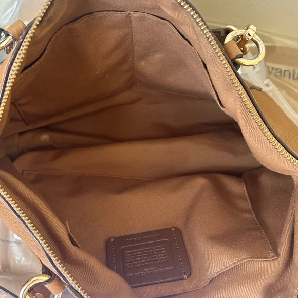 Coach Tan Leather Shoulder Bag - Picture 5 of 8